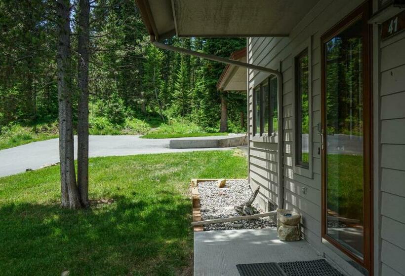 Отель Hidden Village 20