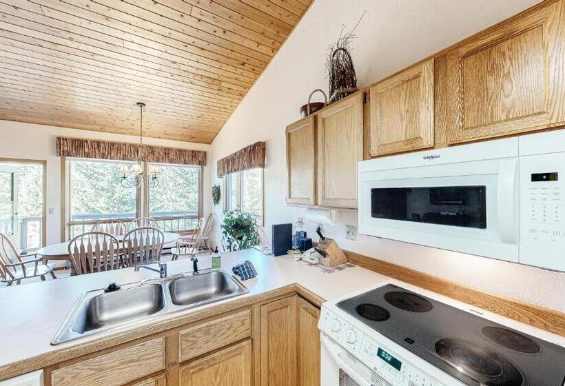 هتل Hidden Village 25 Timbercrest