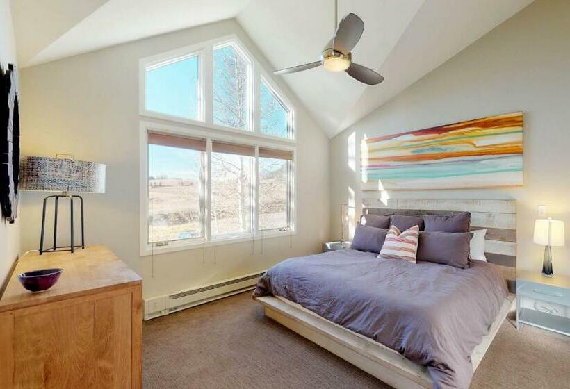 בית מלון כפרי Mountain Jewel