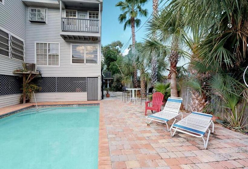 فندق Oaks Landing 4