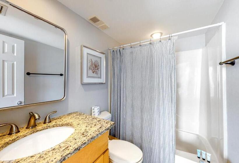 فندق One Seagrove Place 1003