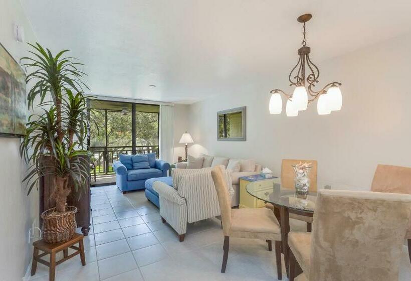 فندق Playing Hookie