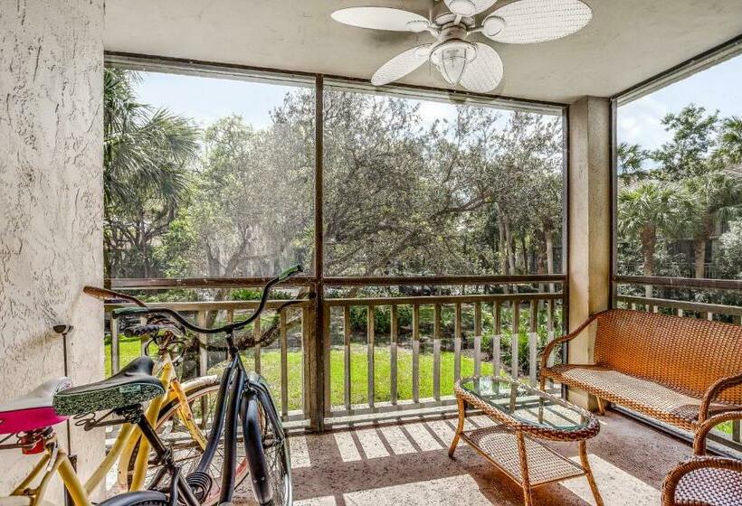 فندق Playing Hookie