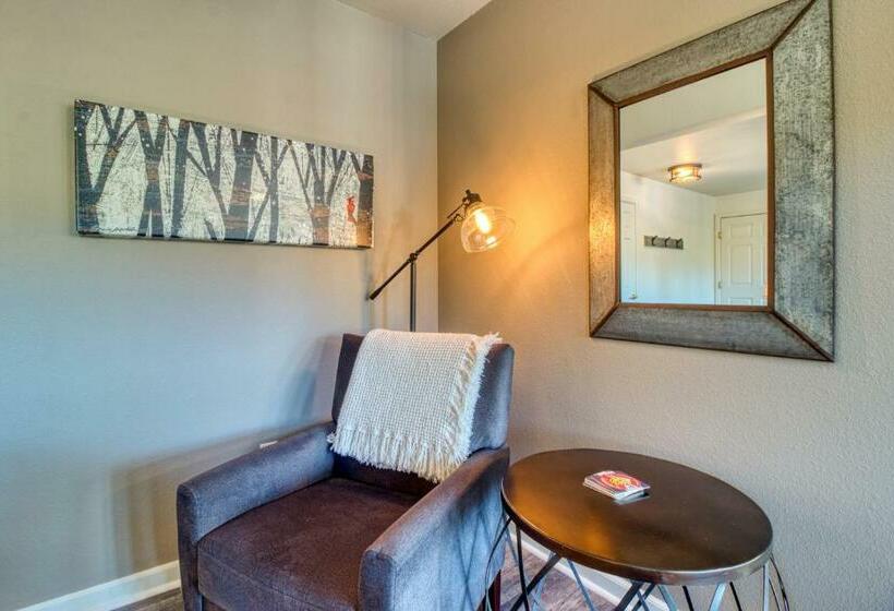 Отель Quiet In The Pines   Permit #3120