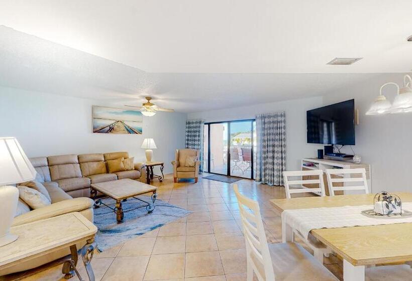 فندق Reef Club 306