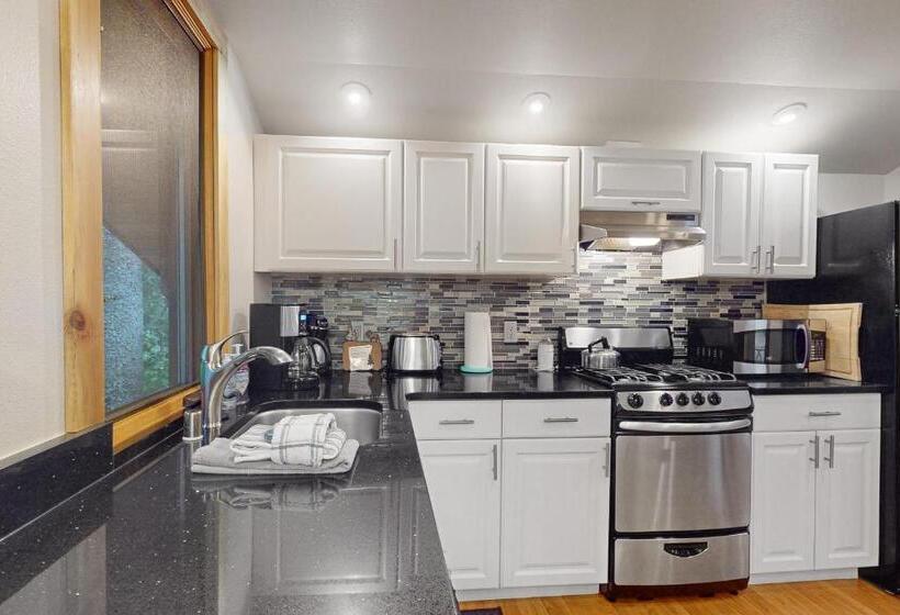 בית מלון כפרי St. Moritz  Apartment