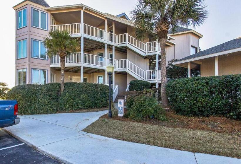 בית מלון כפרי Tidewater H 203