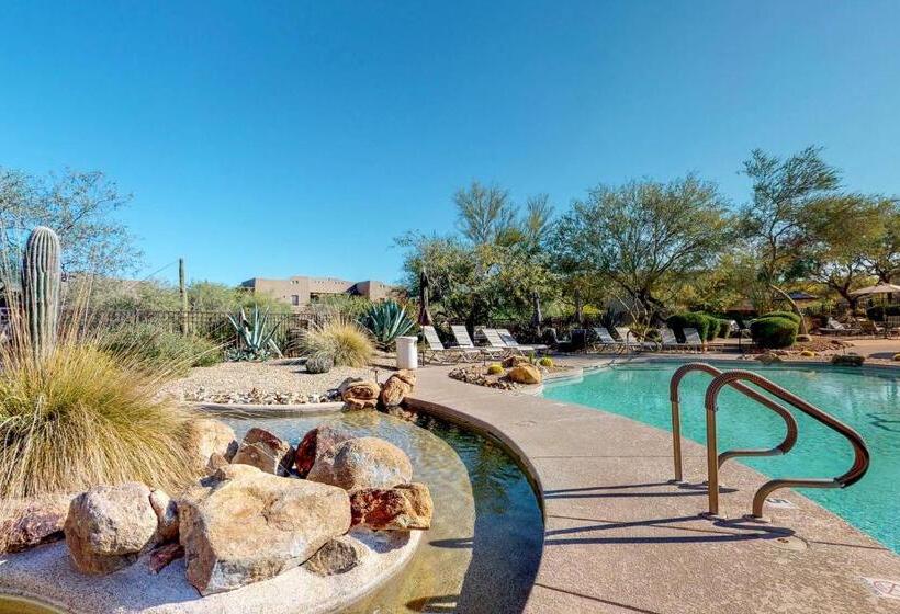 فندق Village At Carefree