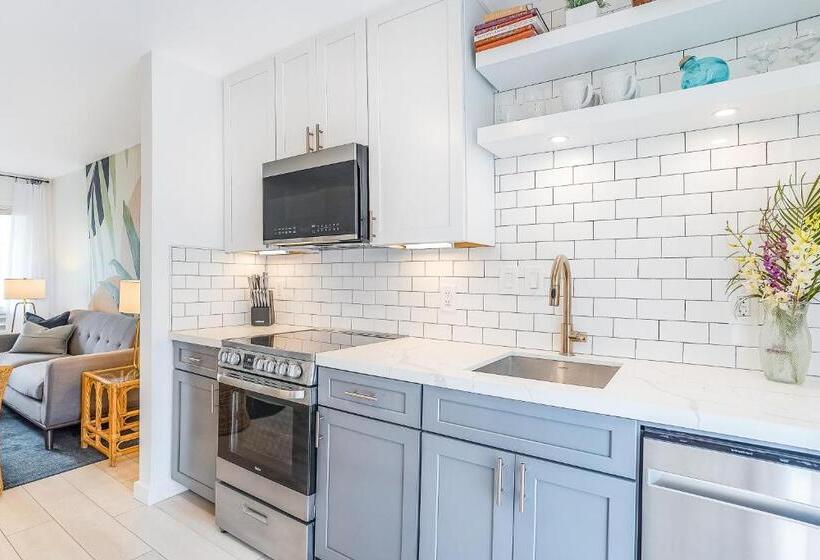 هتل Village Manor A12