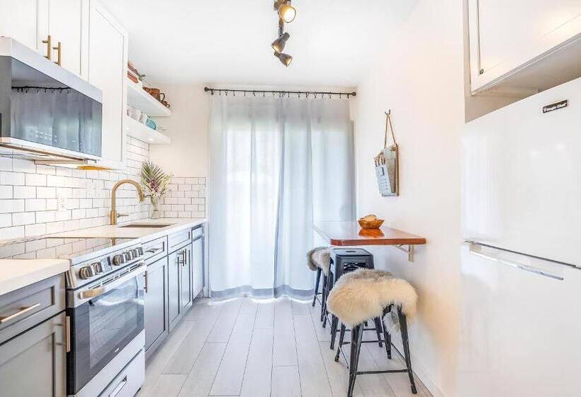 هتل Village Manor A12