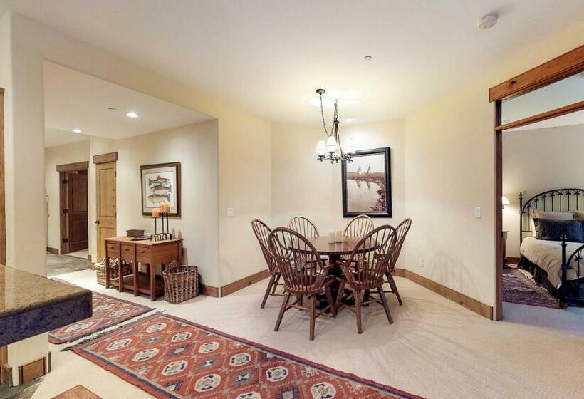 فندق Westridge 11