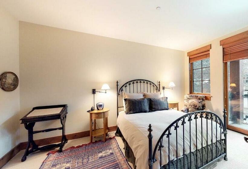 فندق Westridge 11