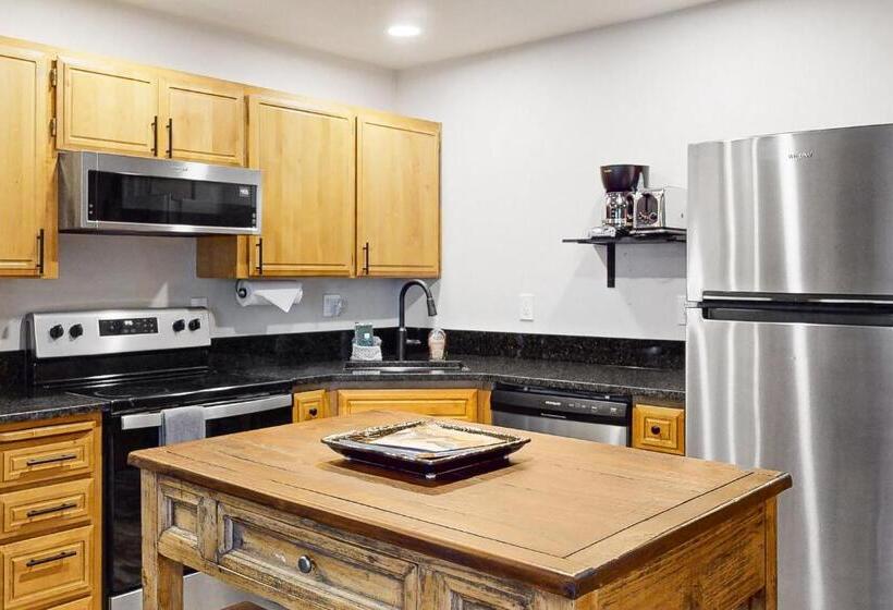 فندق Wildflower C 9 101