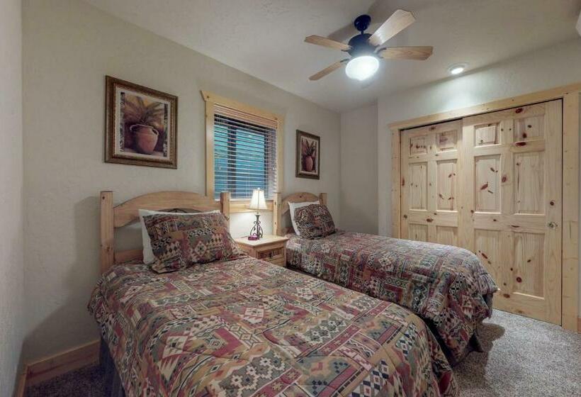 فندق Wine Down In Granby