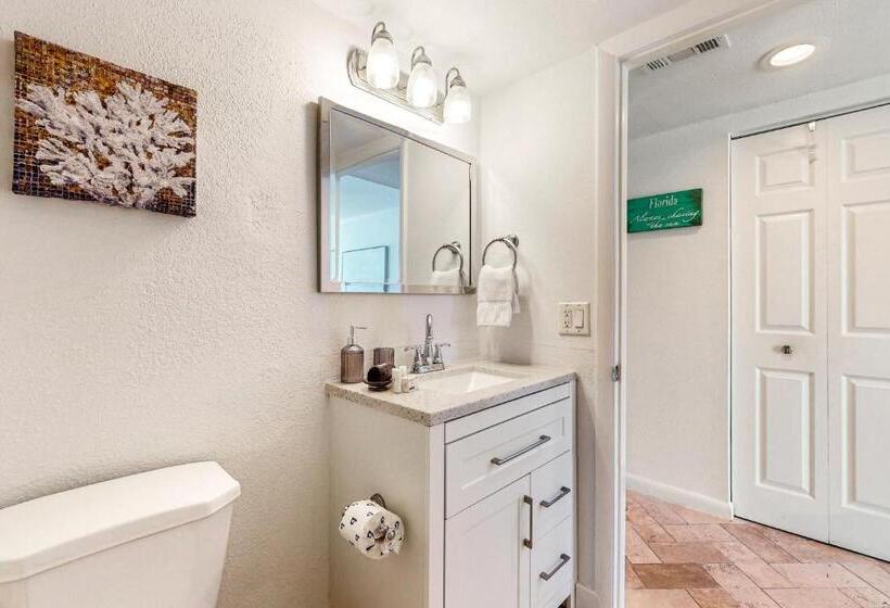 فندق Breezy Belleair 5e