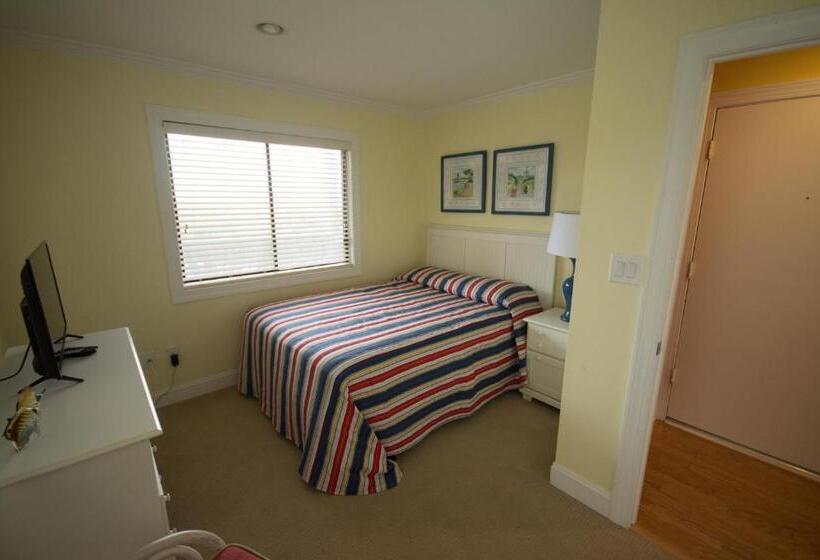 בית מלון כפרי Island Beach & Racquet Club H 205