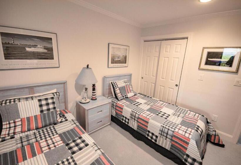 בית מלון כפרי Island Beach & Racquet Club H 205