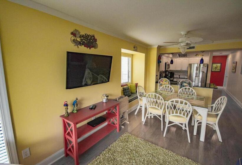 בית מלון כפרי Island Beach & Racquet Club H 205