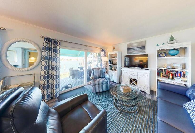 Отель Malyn Resort Unit 124