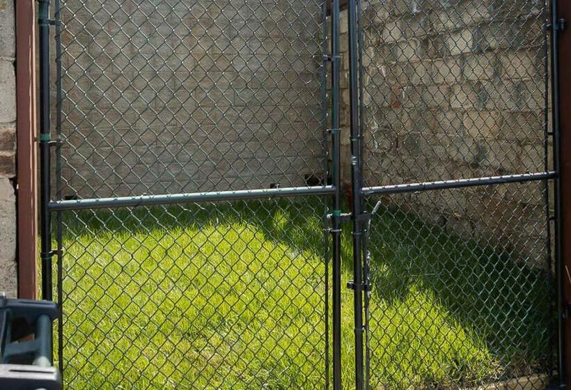 فندق River Arts Retreat