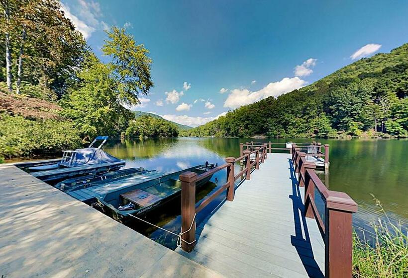 فندق Rumbling Bald Condo Unit 403