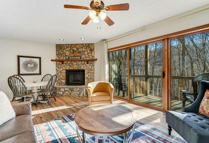 酒店 The Neer Nest