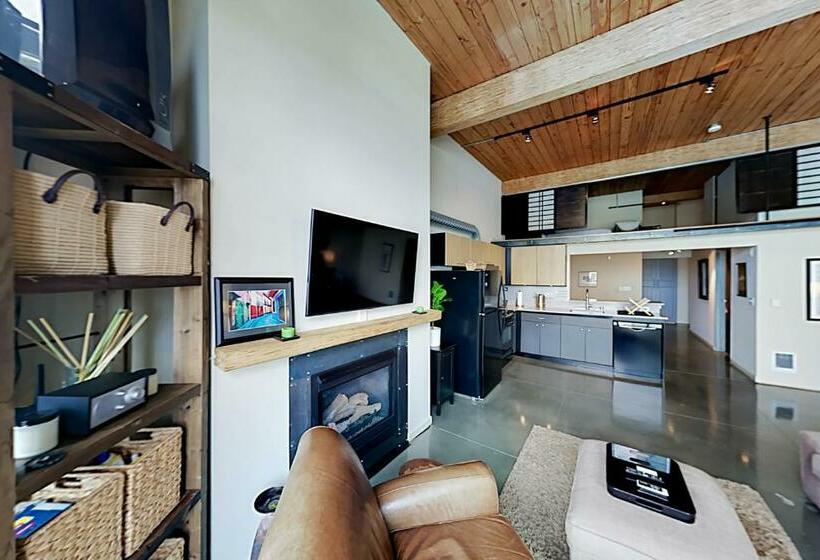 호텔 19th Avenue Lofts Unit 213