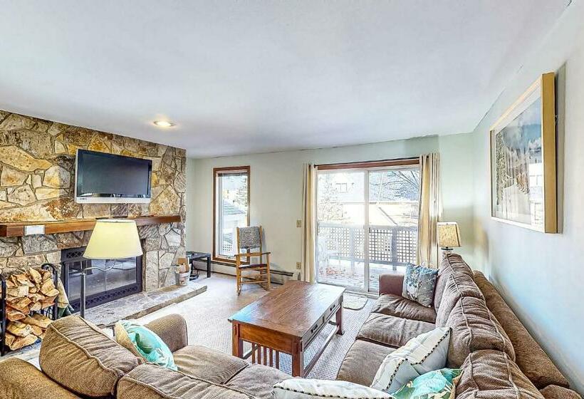 فندق All Season Mountain Retreat