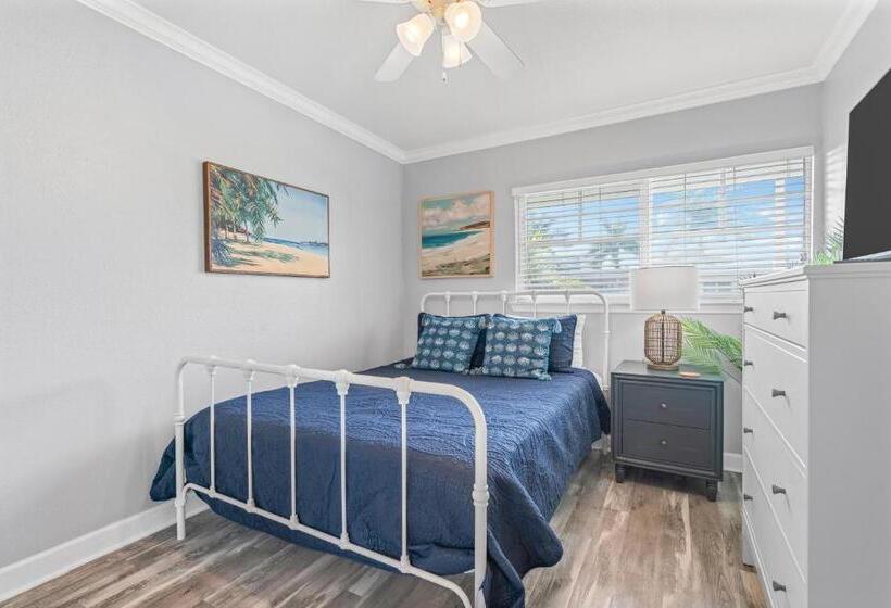 فندق Barefoot Beach Resort F107