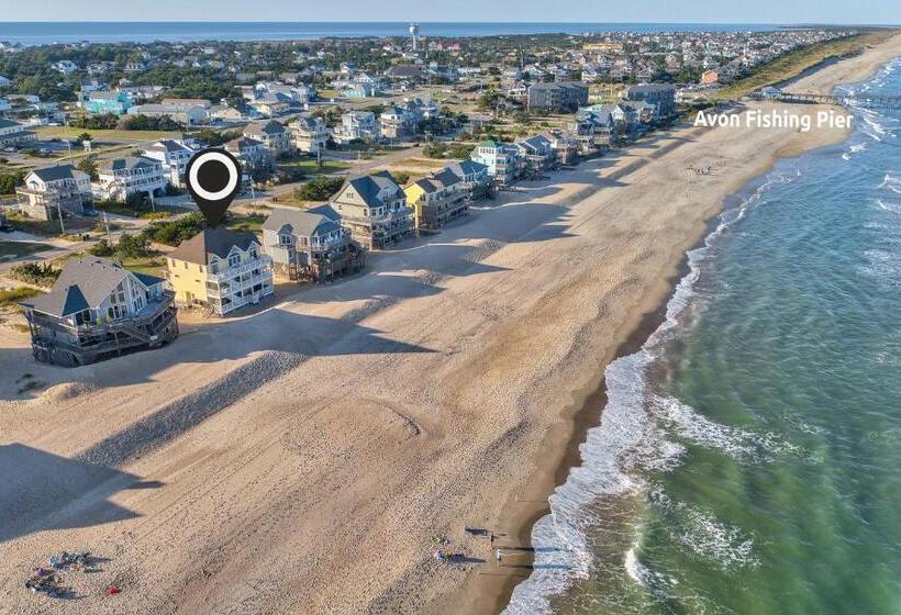 فندق Coastal Charm 220