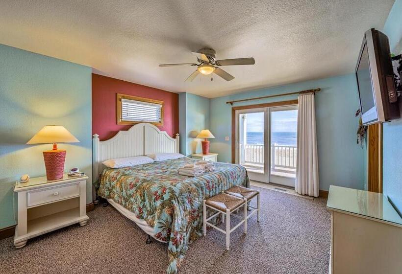 فندق Coastal Charm 220