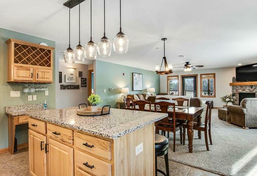 Отель Condo On The Green