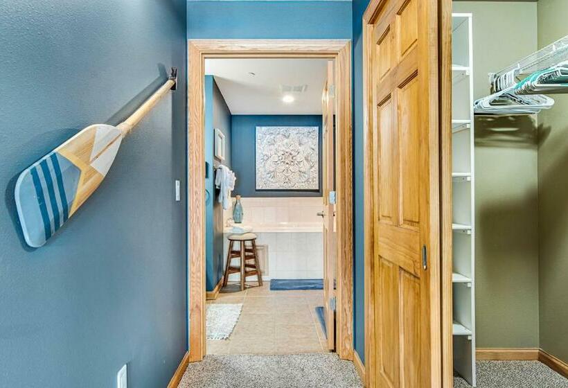 Отель Condo On The Green