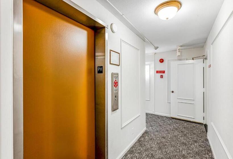 호텔 I Only Have Eyes For You