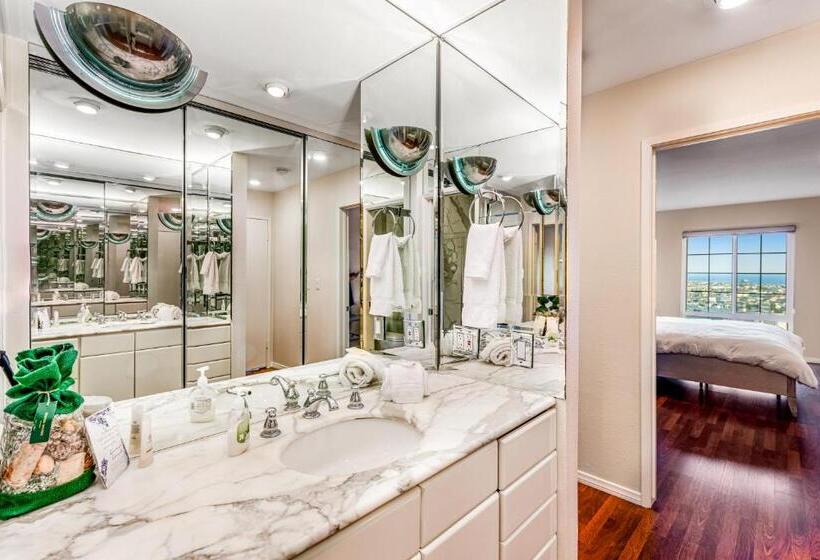 호텔 I Only Have Eyes For You