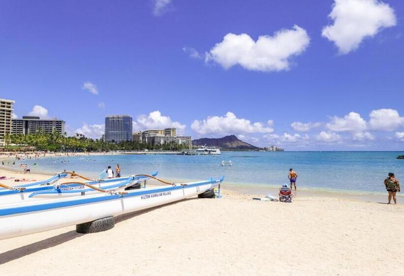 ホテル Ilikai 883