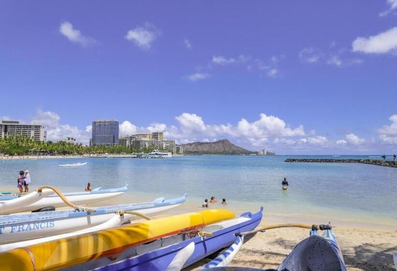 ホテル Ilikai 883