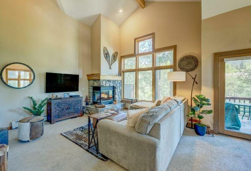 Отель Incline Escape