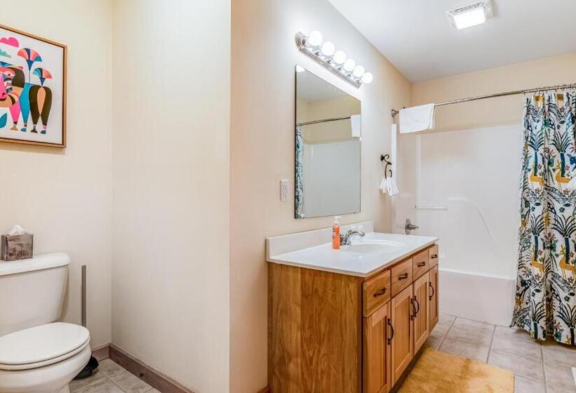 فندق Lake Minocqua Lakeview