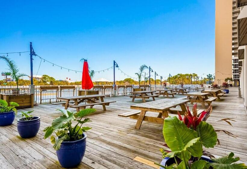 فندق Laketown Wharf 135