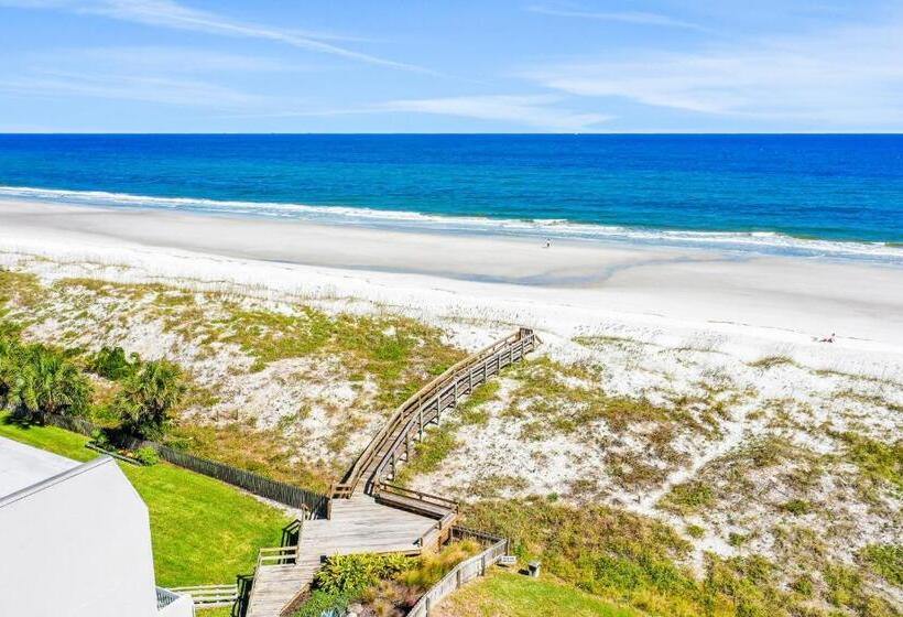 فندق Life Is But A Dream