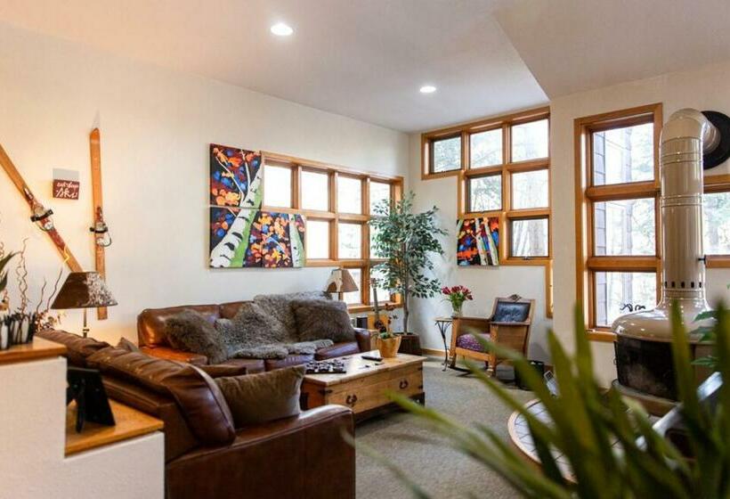 בית מלון כפרי River Haven