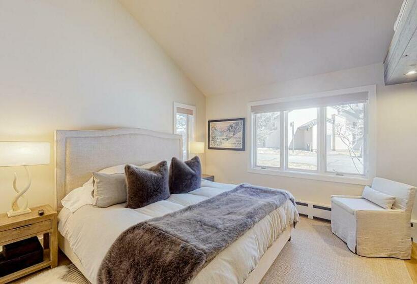 호텔 Rocky Mountain Hideaway