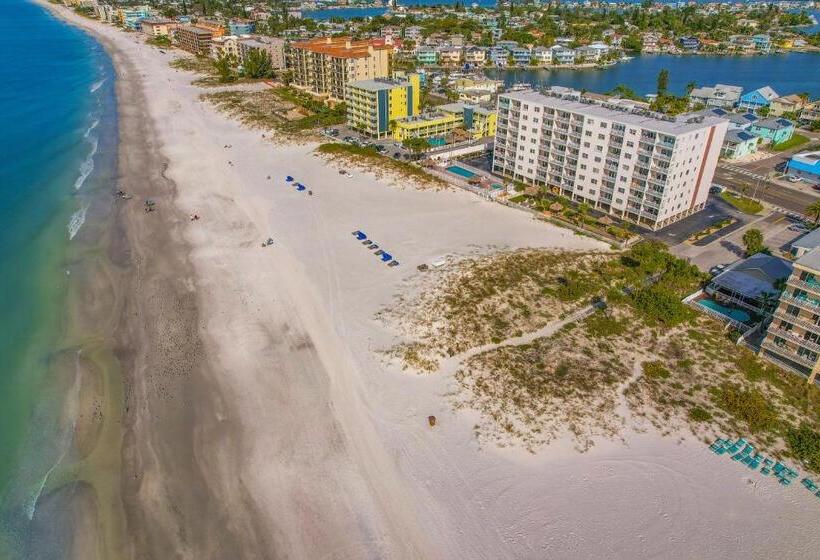 فندق Sea Breeze 702