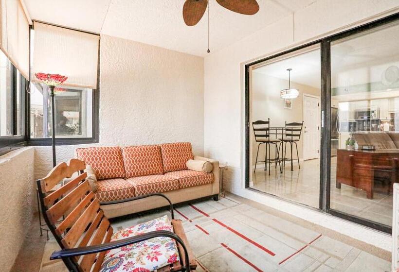 בית מלון כפרי Sea Club 21