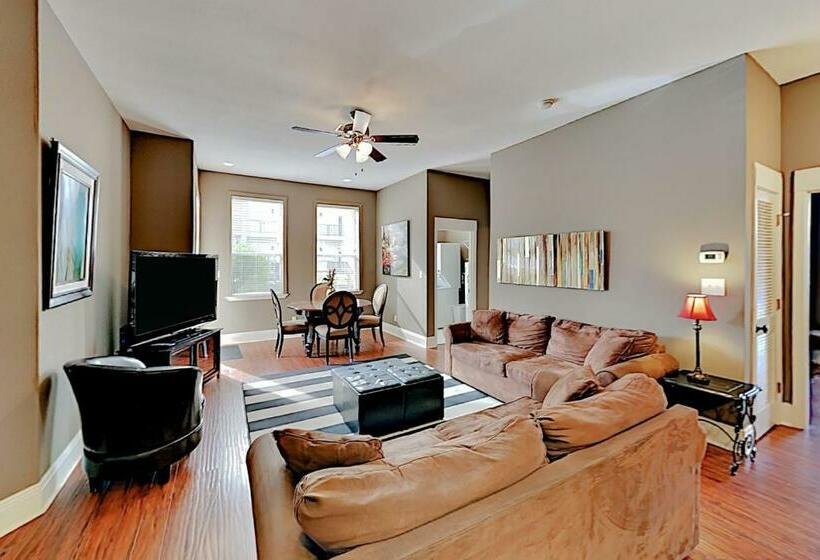 בית מלון כפרי Seaesta At Topsail Village