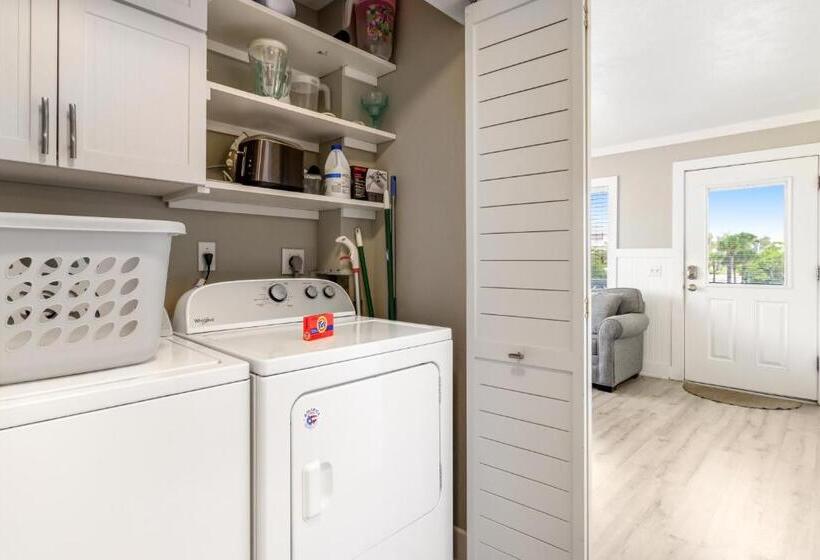 فندق Seagrass Sunsets