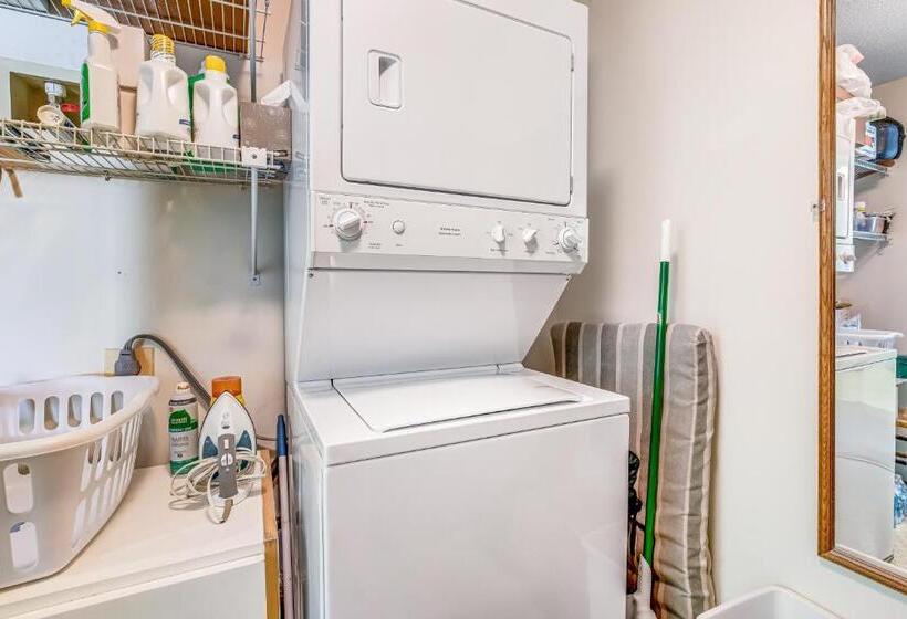 فندق Spring Lake     20784 East Drive