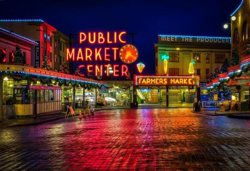 호텔 The Carriage House