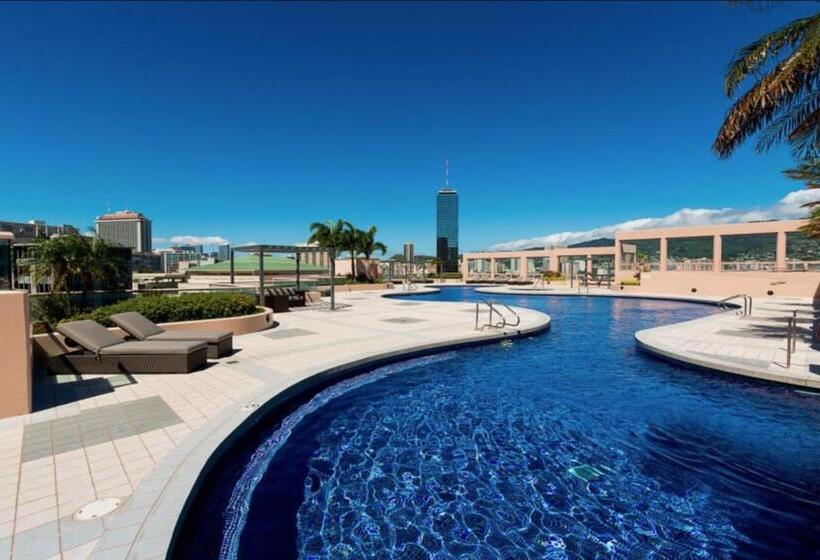 בית מלון כפרי The Landmark #2705